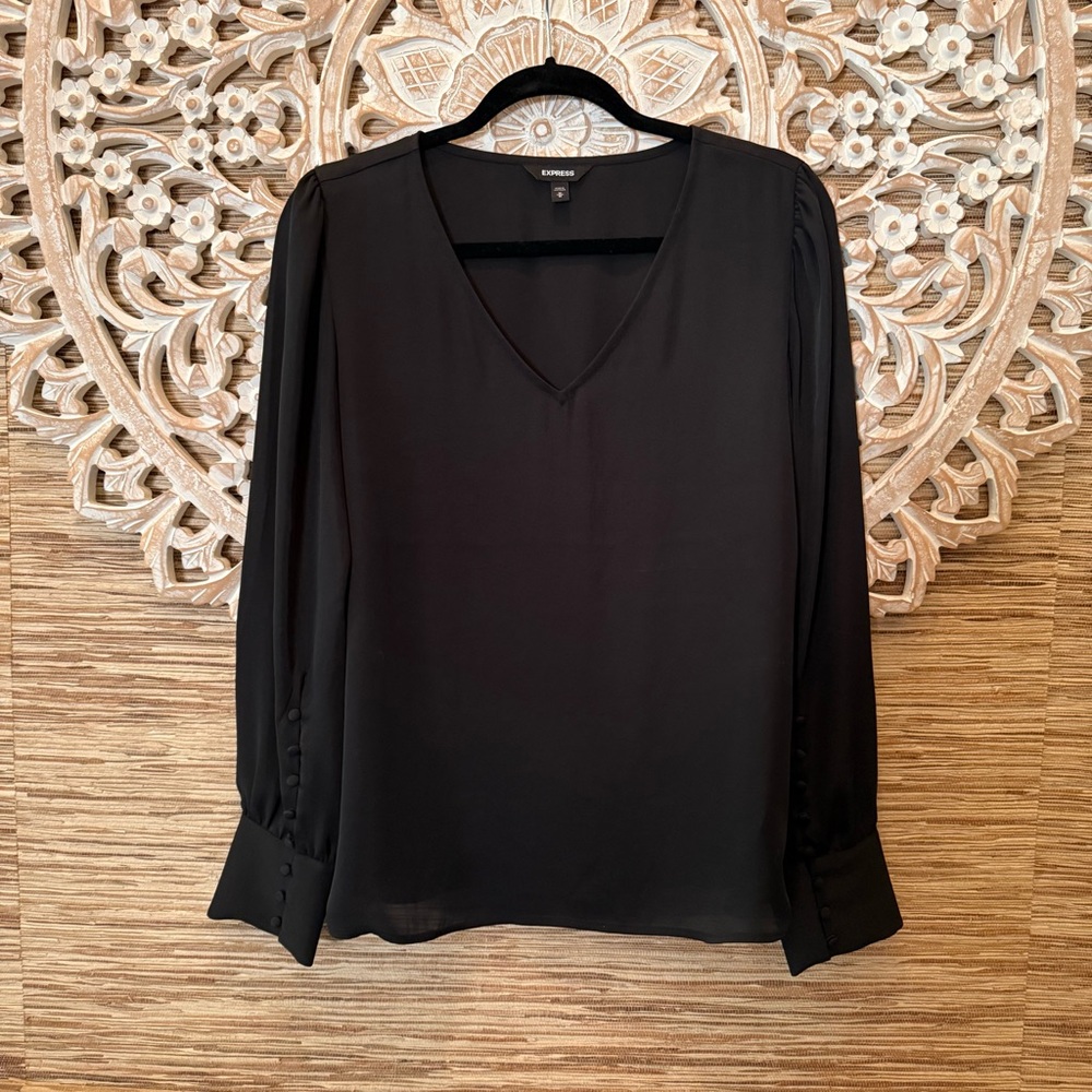 Express Black Long Sleeve Relaxed Blouse